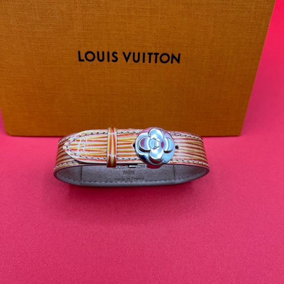Louis Vuitton Brown Leather Belt - Picture 1 of 6